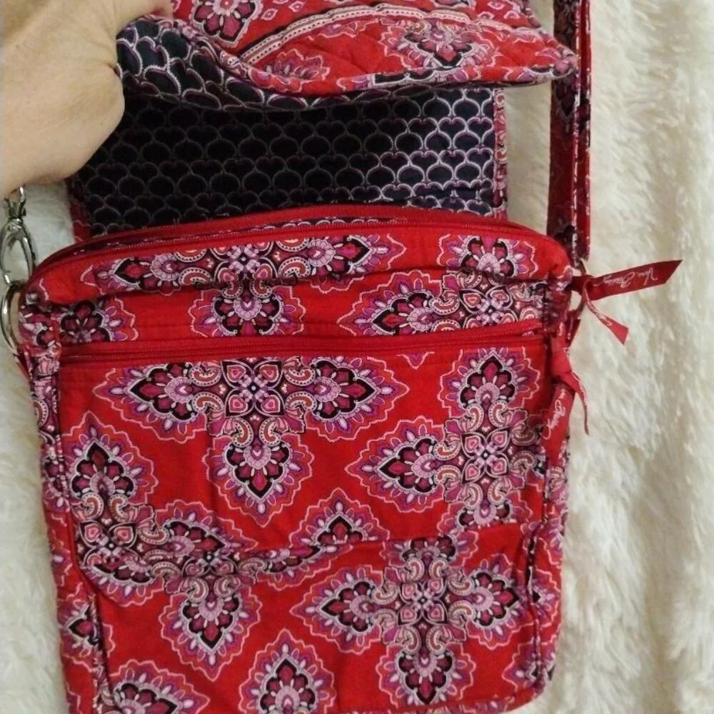 Vera Bradley Crossbody Red Floral Medium Sized EUC
